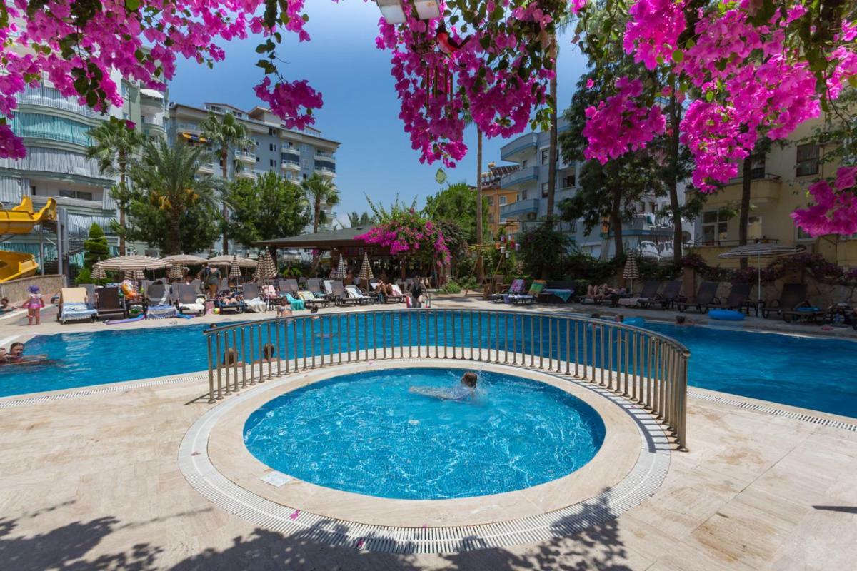 Erkaptan Apart Hotel Alanya Exterior photo